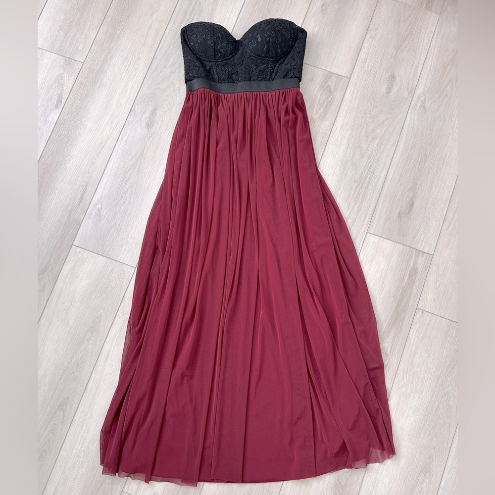 Rue21 Strapless Lace Maxi Dress Women’s Medium NWT (Fits Small)